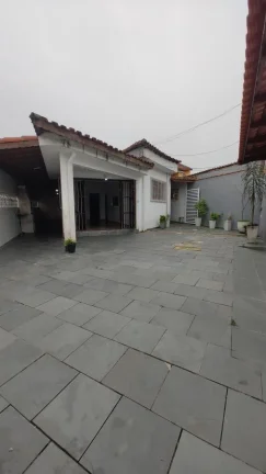 Imagem Casa para Venda em Praia Grande, Caiçara, 2 dormitórios, 1 suíte, 2 banheiros, 4 vagas