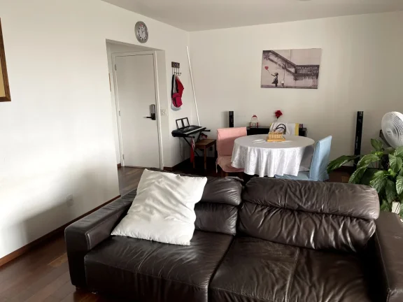 Imagem Apartamento 150 M², 4Q, 3 Suítes, 4 Banheiros, 2 Vagas, 500M do metrô, Piscina aquecida, Piscina, Sauna, Quadra de tênis, Academia, Churrasqueira.