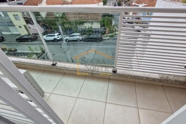 Imagem Sobrado com 182m² de área construída, distribuído em três pavimentos, com 3 dormitórios, sendo...