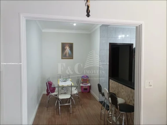 Imagem Casa para Venda em Limeira, Jardim Ipanema, 2 dormitórios, 1 banheiro, 3 vagas