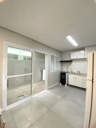 Imagem Triplex à venda, com 3 quartos, 130m²