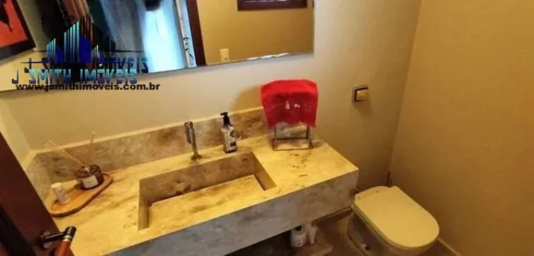 Imagem CASA 330m², TERRENO 1.500m². IMPECÁVEL E COM MUITO CHARME -