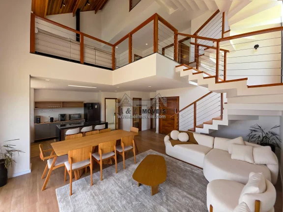 Casa em condomínio Campos do Jordão 4 suítes vista e porteira fechada