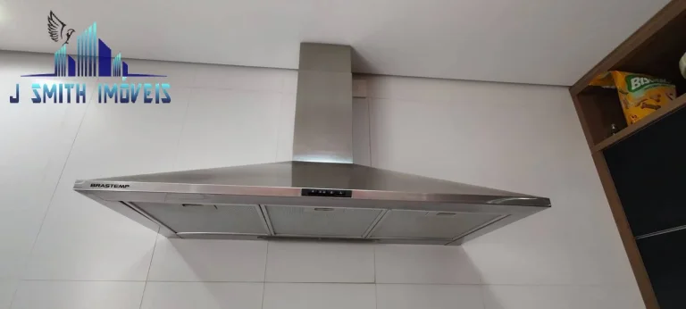 Imagem CASA MODERNA, REPLETA DE ARMÁRIOS PLANEJADOS. QUINTAL GRANDE, 2 VAGAS