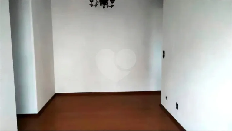Imagem Apartamento à venda com 2 quartos no condomínio Margarida, São Paulo - SP