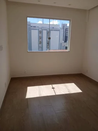 Imagem Alugo apto no 3º andar com cobertura