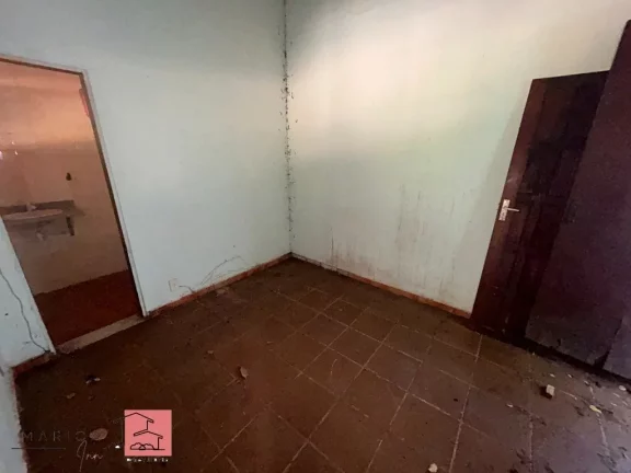 Imagem Sítio à Venda - Refúgio de Paz e Natureza com Documentação Regularizada