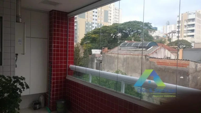 Imagem Linda cobertura tríplex com 3 dormitórios, 2 vagas, área gourmet com excelente localização e valor!