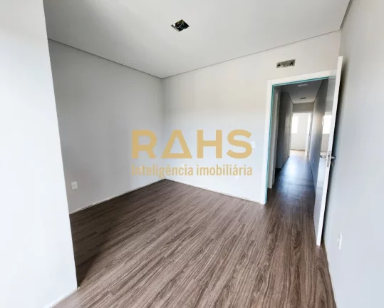 Imagem Sobrado Geminado Novo situado no bairro Bucarein, próximo ao Shopping Big! Em torno você vai encon...