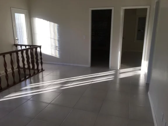 Imagem Excelente Casa Residencial/ Comercial de 2 pavimentos 306m² em São Leopoldo