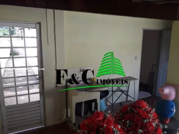Imagem Casa para Venda em Limeira, Vila Queiroz, 4 dormitórios, 1 suíte, 2 banheiros, 1 vaga