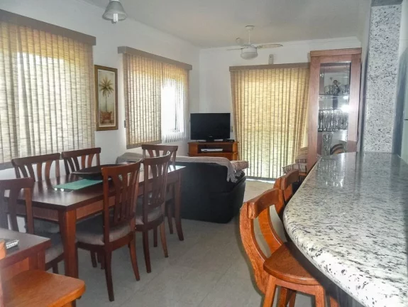Imagem Apartamento com 3 dormitórios à venda, 130 m² por R$ 360.000,00 - Enseada - Guarujá/SP