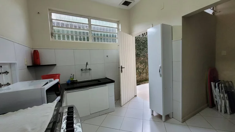 Imagem Casa ampla a venda no Centro de Ubatuba-SP