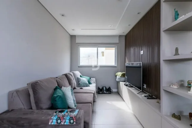 Imagem Sobrado Triplex à Venda – Alto Padrão e Sustentabilidade a Uma Quadra do Parque Atuba