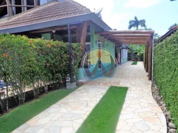 Imagem Casa de luxo à venda em Ubatuba-SP, no bairro Lázaro: 6 quartos, 6 suítes, 2 salas, 1 banheiro, 3 vagas de garagem, 350m².