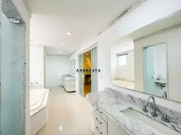 Imagem Novo Leblon - Barra da Tijuca - casa de condomínio no mais completo e procurado condomínio da Barra .