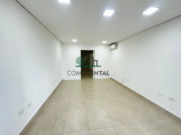 Sala Comercial à Venda, 40 m² em Granja Viana - Cotia