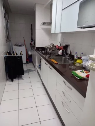 Imagem Apartamento com 2 dormitórios à venda, 63 m² por R$ 307.000 - Jardim Utinga - Santo André/SP
