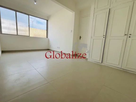 Imagem Apartamento à venda com 50m², 1 quarto, andar alto por R$395.000,00 no Gonzaga em Santos