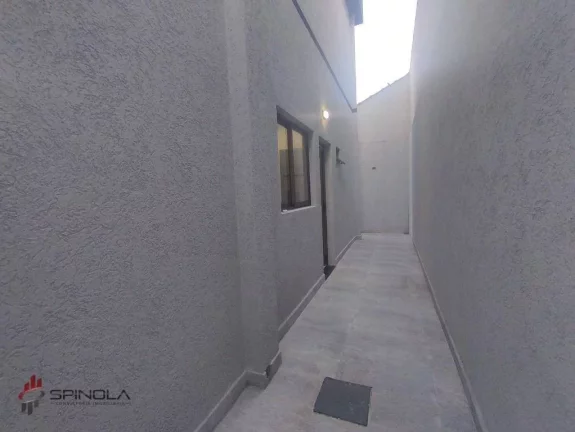 Imagem Sobrado com 2 dormitórios à venda, 50 m² por R$ 350.000,00 - Maracanã - Praia Grande/SP