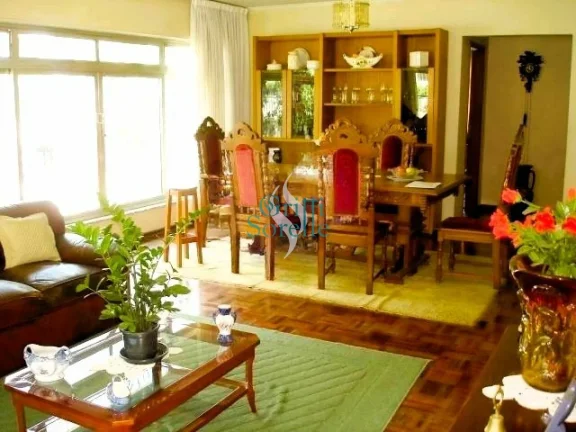 Imagem Casa Térrea à Venda em Alto de Pinheiros - São Paulo/SP.