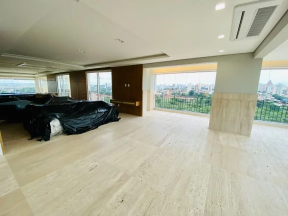 Imagem Belíssimo e requintado apartamento, em localização nobre da cidade!
 Contendo 365m², é distribu...