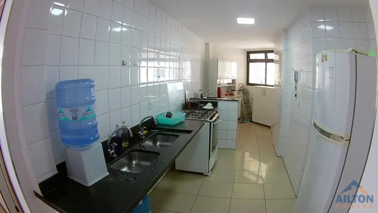 Imagem Apartamento com 4 Quartos Frente p/ Mar à Venda na Praia do Morro - Guarapari/ES