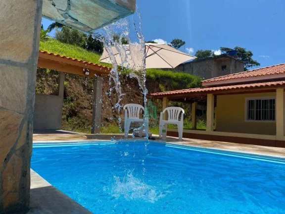 Imagem Chácara com 2 dormitórios à venda, 1000 m² por R$ 480.000,00 - Zona Rural - Nazaré Paulista/SP