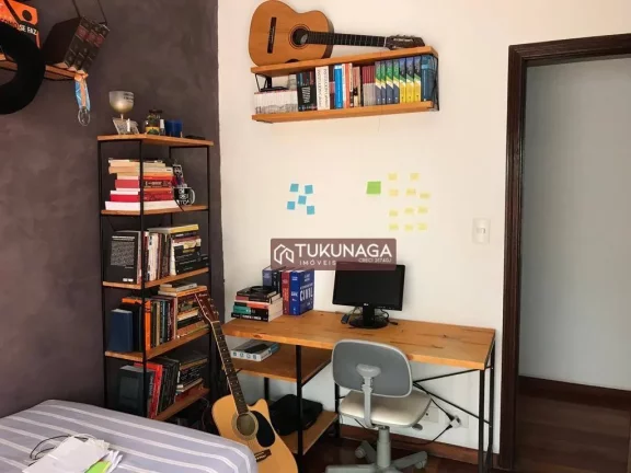 Imagem Casa com 3 quartos à venda, 250 m² por R$ 1.700.000 - Vila Milton - Guarulhos/SP
