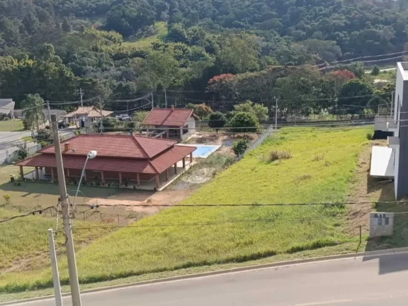 Imagem Terreno no Condomínio Encontro das Águas, Nazaré Paulista