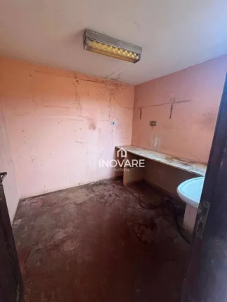Imagem Casa com 4 dormitórios à venda, 135 m² por R$ 460.000,00 - Setor Santos Dumont - Itumbiara/GO