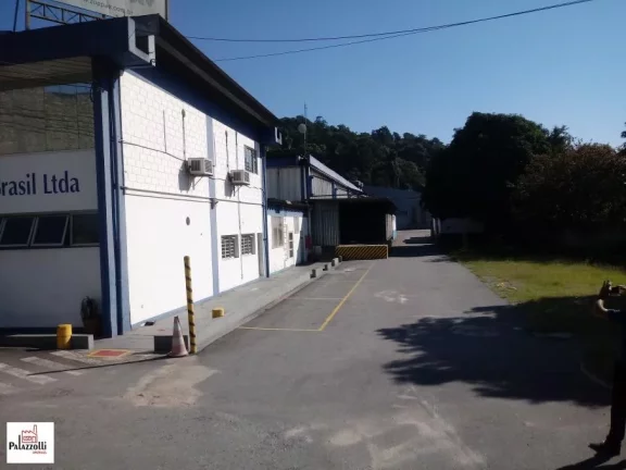 Imagem Galpão 5.276 m² AC em Barueri ao lado da Rodovia