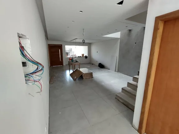 Imagem Sobrado Novo Alto Padrão 3 Dormitórios e 3 Suítes Estuda Permuta