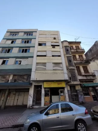 Imagem Kitnet no Cento Histórico com 1 dormitório à venda, 23 m² por R$ 155.000 - Centro Histórico - Porto Alegre/RS