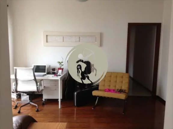 Imagem APARTAMENTO GRANDE PROXIMO AO CANAL 4 A 2 QUADRAS DA PRAIA.