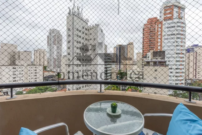 Imagem Apartamento em Perdizes com 120m²a 50 metros do Metrô Fradique Coutinho.