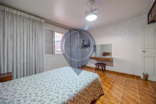 Imagem Imperdível oportunidade: Casa à venda em São Paulo-SP, Bosque da Saúde, 2 quartos, 2 salas, 4 banheiros, 2 vagas, 144m².