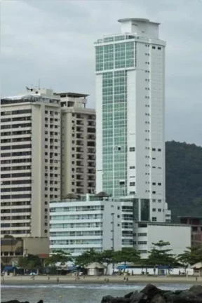 Imagem Frente ao Mar para Venda em Balneário Camboriú / SC no bairro Centro