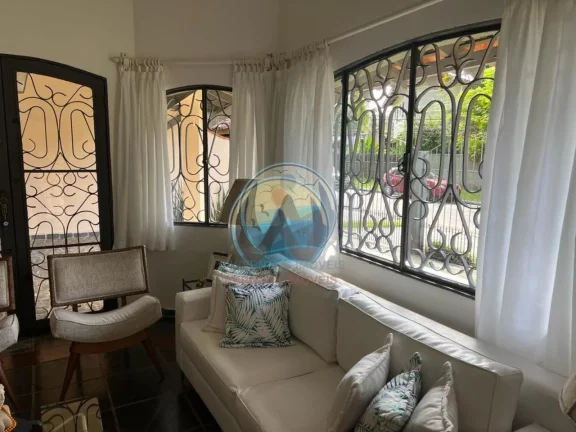 Imagem Casa no Parque Vivamar na região central de Ubatuba