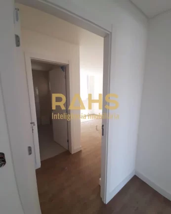 Imagem Triplex no Capri casa 1 com eelvador na Praia do Capri. 05 Suítes, sendo 1 master, 02 Vagas de gara...