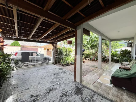 Imagem Casa para Venda em Florianópolis / SC no bairro São João do Rio Vermelho