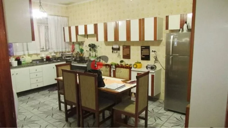 Imagem Casa à venda 2 Quartos, 4 Vagas, 228M², Vila Aquilino, Santo André - SP