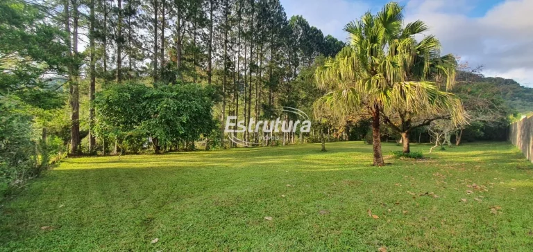 Imagem Terreno amplo para sua casa alto padrão em Santa Maria!