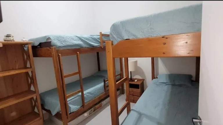 Imagem Sobrado com 3 dormitórios, 136 m² - venda por R$ 1.100.000,00 ou aluguel por R$ 8.900,00/mês - Praia de Juqueí - São Sebastião/SP