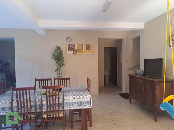 Imagem Casa com 4 quartos, 2 suites no Jardim Tannus - Eloy Chaves Aceita troca