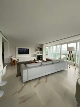 Imagem Apartamento 3 dormitórios para Venda em Balneário Camboriú / SC no bairro Centro