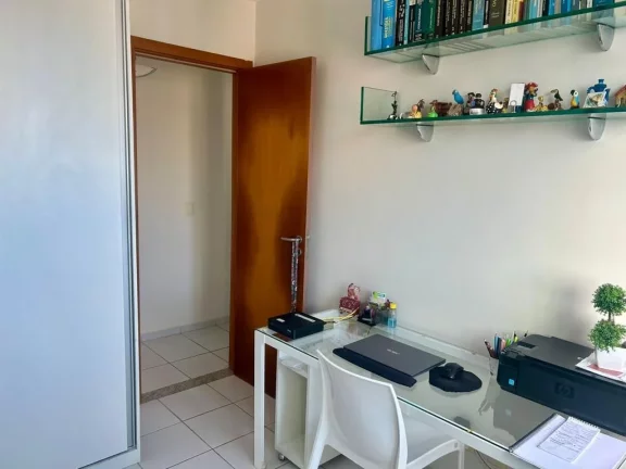 Imagem Apartamento de 135m² à venda, com 4 quartos (2 suítes), localizado em Boa Viagem, Recife - Pernambuco.