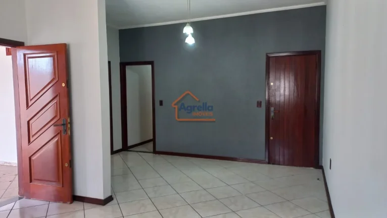 Imagem Casa à venda no bairro Jardim Rosa Cruz - Mogi Guaçu/SP
