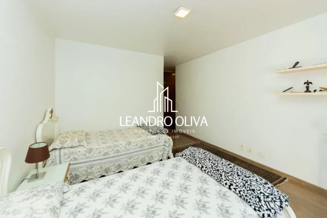 Imagem Casa tipo para venda em Vila Tramontano com 4 quartos, sendo 2 suítes, 375m²