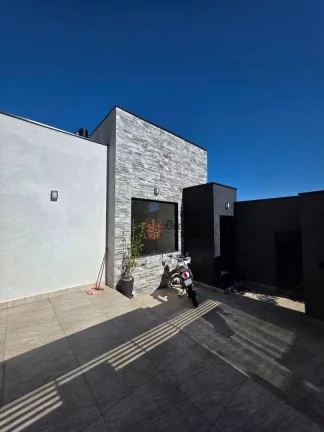 Imagem Casa com 3 dormitórios à venda, 95 m² por R$ 590.000,00 - Villa Verde - Bragança Paulista/SP